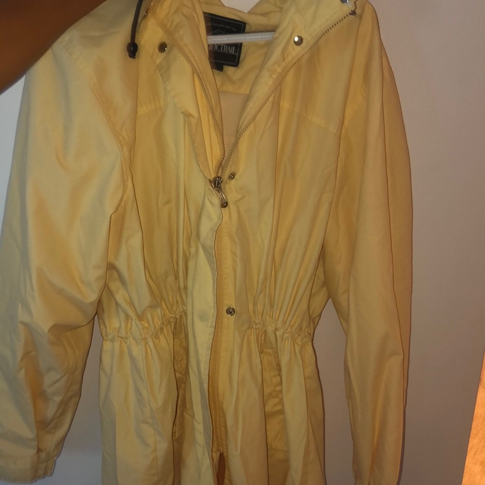Rain coat